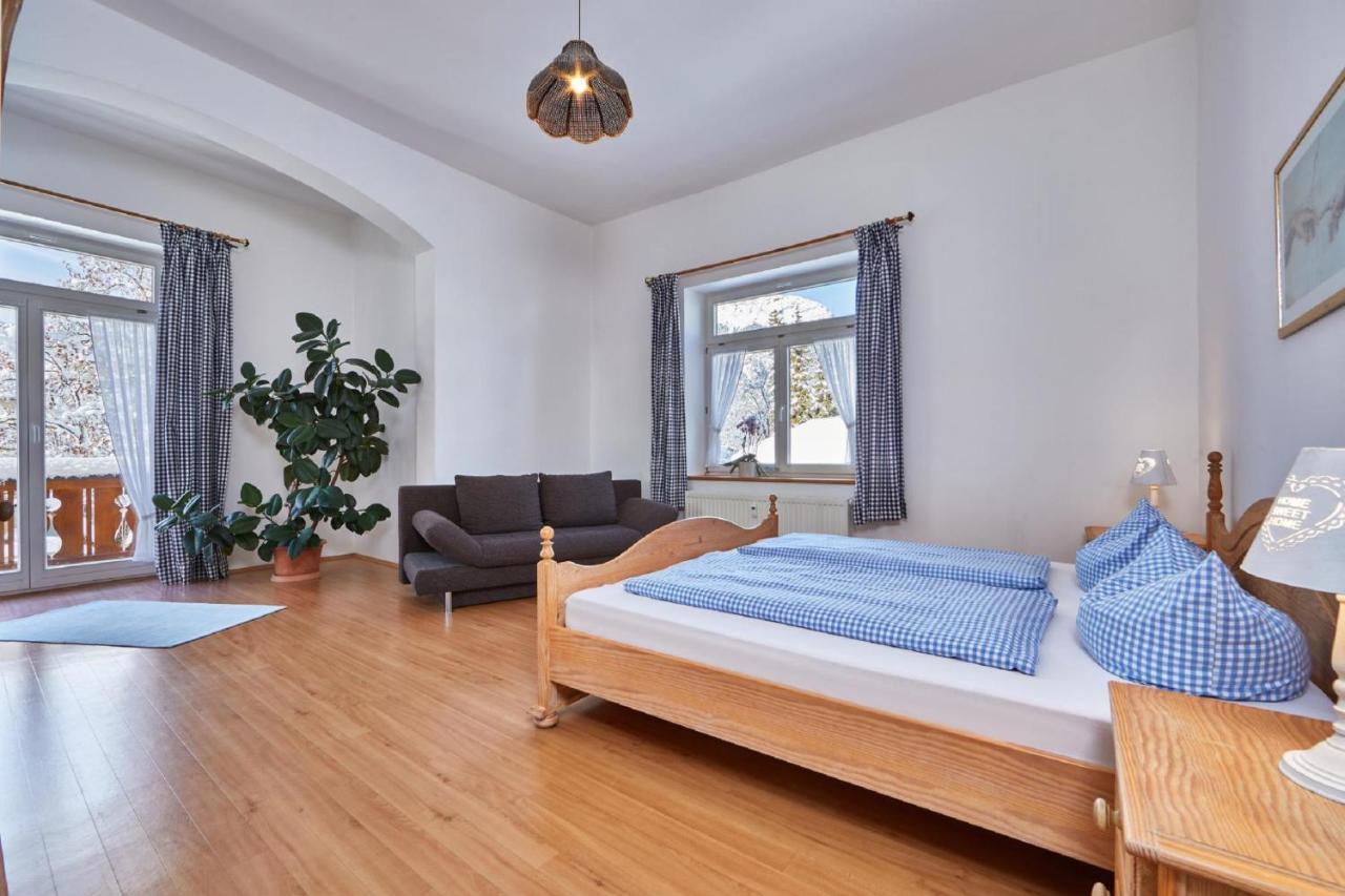 Apartments Alte Villa Γκάρμις-Παρτενκίρχεν Εξωτερικό φωτογραφία